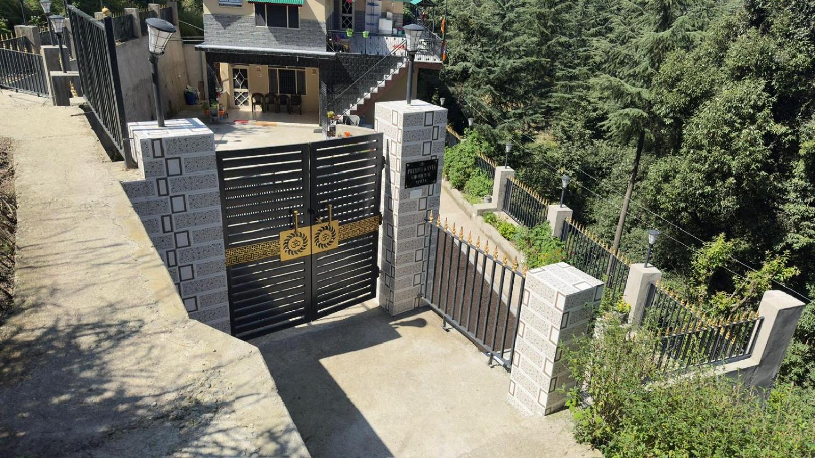 Aditya Homestay דלהאוזי מראה חיצוני תמונה