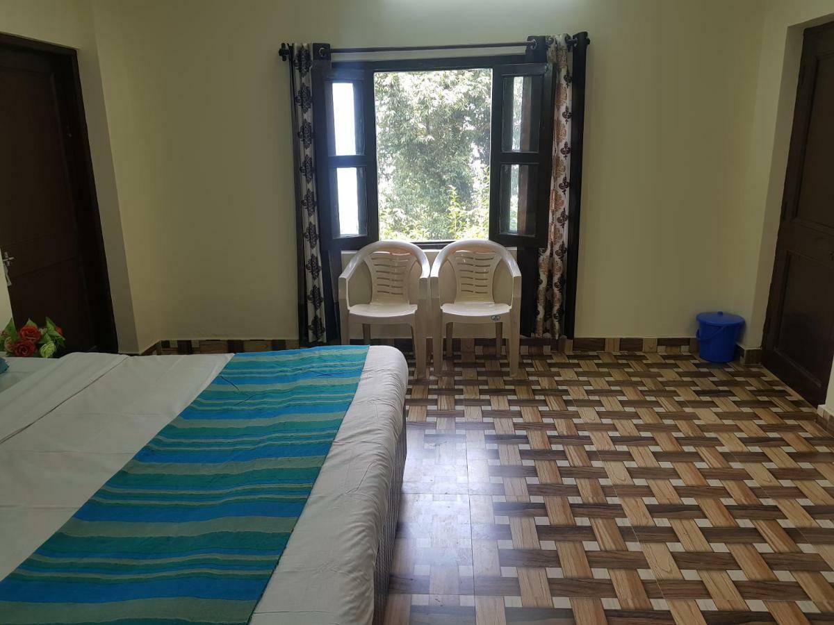 Aditya Homestay דלהאוזי מראה חיצוני תמונה